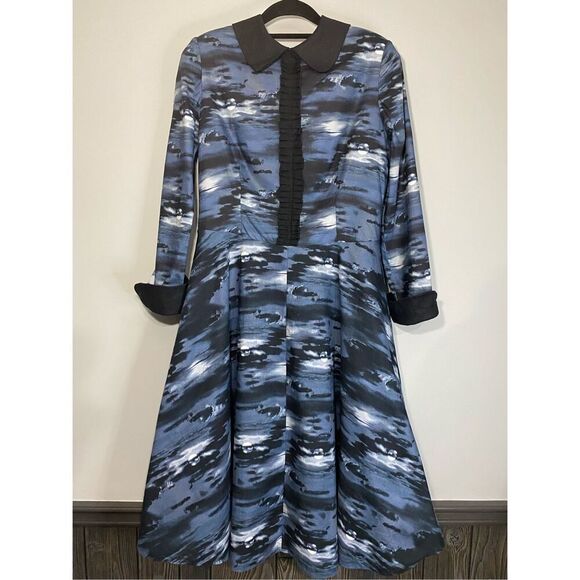 Size L/XL, Blackbird Studios slow fashion in blue and black celestial print. - Picture 2 of 10